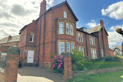 Marlborough Gardens, Carlisle, CA3 6 bed semi