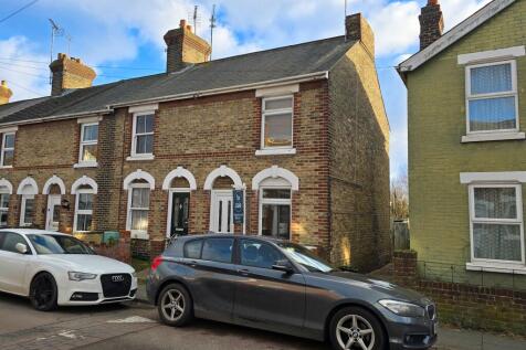 Canterbury Road, Colchester, CO2 3 bed semi