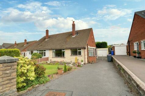 2 bedroom semi-detached bungalow for sale