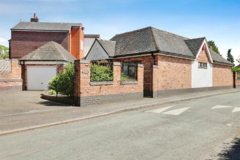 Well Lane, Alsager 2 bed detached bungalow for sale