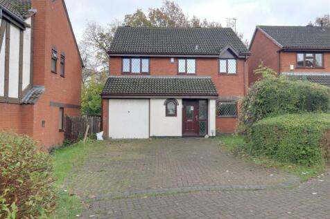 4 bedroom detached house for sale