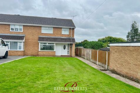 3 bedroom semi-detached house for sale