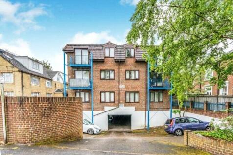 Roberts Road, Southampton, Hampshire 4 bed apartment for sale