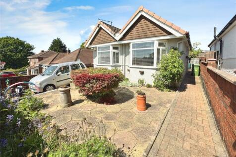 Upper Deacon Road, Southampton... 2 bed bungalow for sale