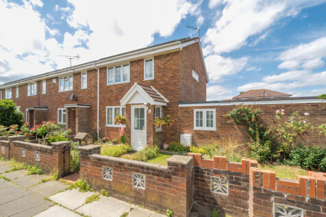 Heyes Drive, Southampton, Hampshire 2 bed end of terrace house for sale