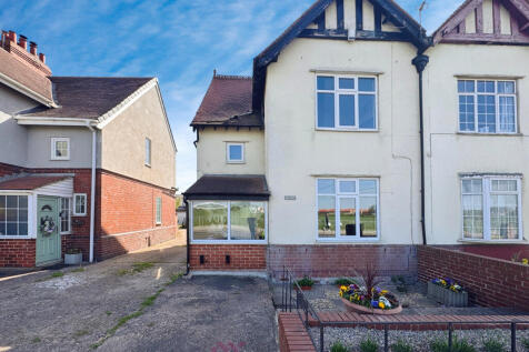 Marshland Road, Doncaster DN8 2 bed semi