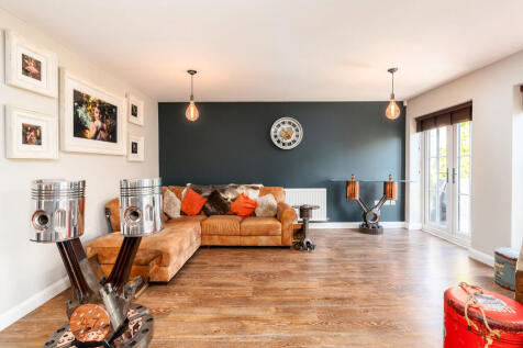 Wharf Crescent, Doncaster DN8 4 bed bungalow for sale