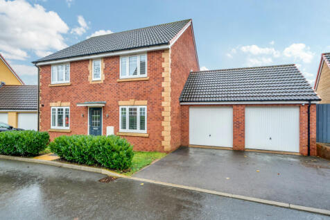 Hallam Close, Somerset BA3 4 bed detached house for sale
