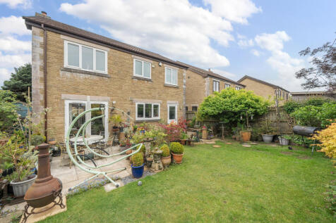 Steeple View, Radstock BA3 4 bed detached house for sale