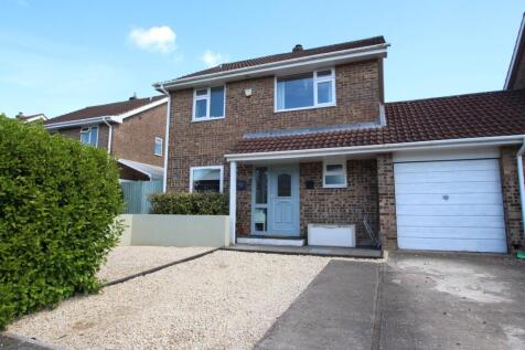 5 bedroom link detached house for sale