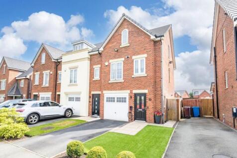 Sandfield Crescent, Whiston, Prescot 3 bed townhouse for sale