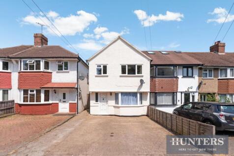 Dorchester Road, Worcester Park 3 bed end of terrace house for sale