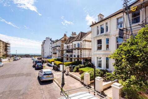 Westbourne Villas, Hove BN3 1 bed flat for sale