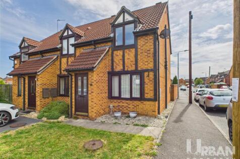 Wisteria Way, Howdale Road, Hull 2 bed house for sale
