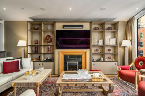 Pinnacle House, Battersea Reach 3 bed apartment for sale