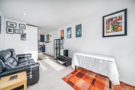 Jasmine House, Battersea Reach 1 bed apartment for sale