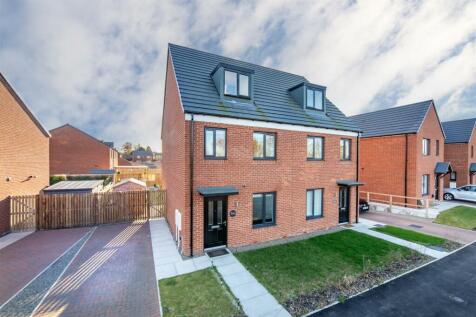 Falcon Way, Kenton Bank Foot, NE13 3 bed townhouse for sale