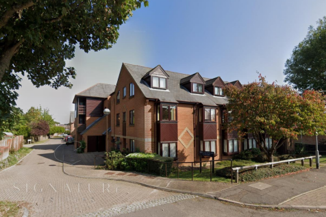 The Crescent, Abbots Langley 2 bed retirement property for sale
