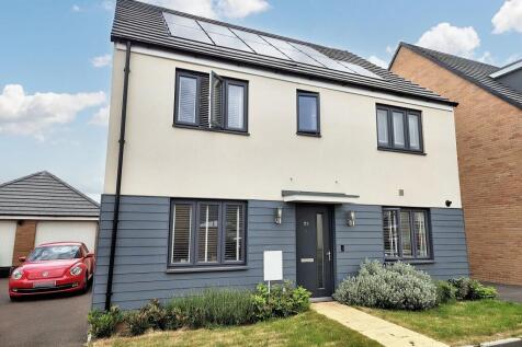 Maitland Place, Melksham SN12 4 bed detached house for sale