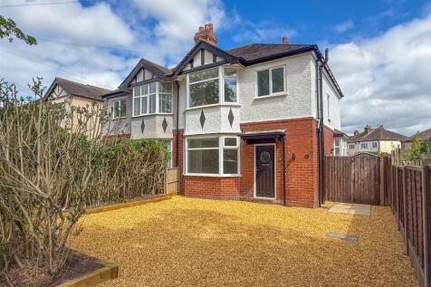 Hassam Parade, Wolstanton, Newcastle 3 bed semi