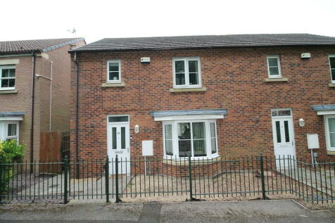 3 bedroom semi-detached house for sale