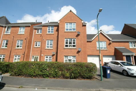 2 bedroom ground floor flat for sale