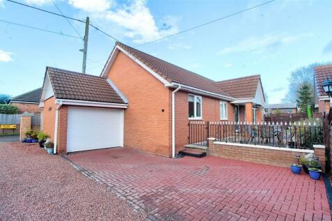 3 bedroom detached bungalow for sale