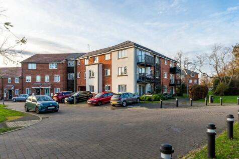 25 Cavendish Drive, Locks Heath... 2 bed flat for sale