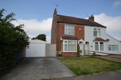 2 bedroom semi-detached house for sale