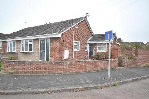 1 bedroom semi-detached house for sale