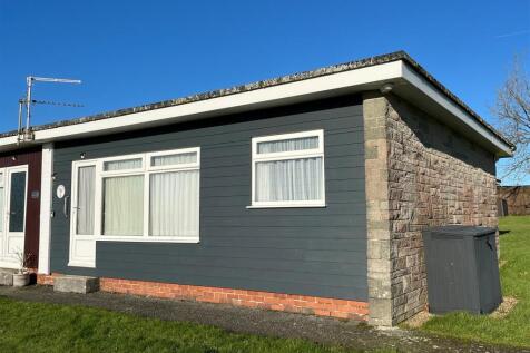 Norton Park, Dartmouth 2 bed property for sale