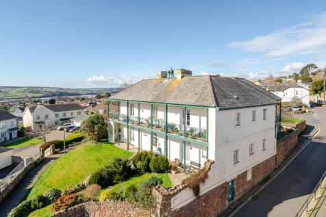 Cross House, Fore Street... 1 bed apartment for sale