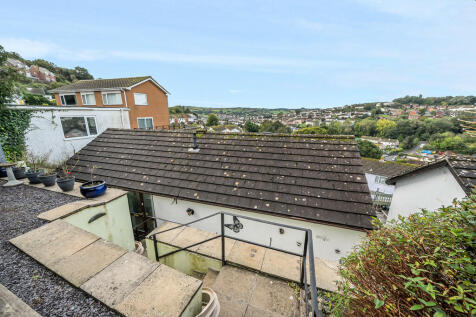 Lake Avenue, Teignmouth 2 bed detached bungalow for sale