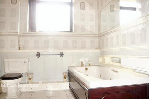Reservoir Road, Cannock 3 bed bungalow for sale