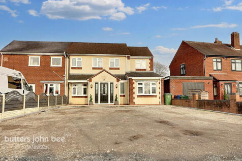4 bedroom semi-detached house for sale