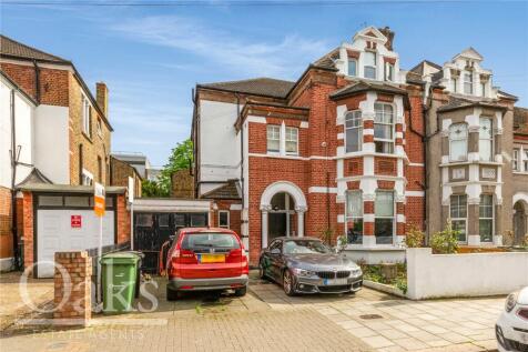 Gleneagle Road, Streatham 2 bed apartment for sale