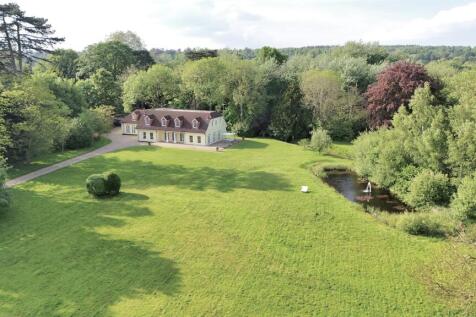 7 bedroom detached house for sale
