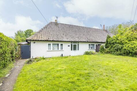 5 bedroom semi-detached bungalow for sale