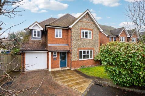 Sheer Croft, Chesham... 4 bed detached house for sale