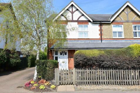 Park Road, Farnham Royal SL2 4 bed property for sale