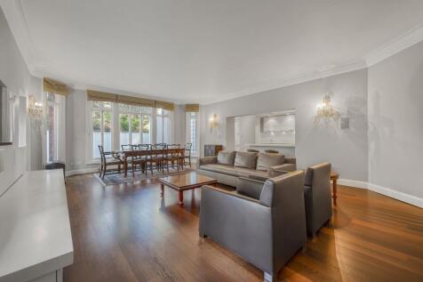 Lyndhurst Gardens, London, NW3 4 bed apartment for sale