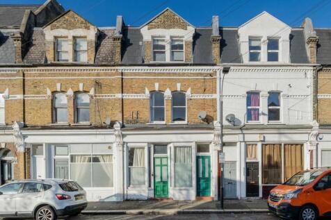 Filmer Road, London SW6 3 bed flat for sale