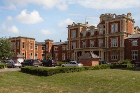 Royal Earlswood Park, Redhill 1 bed apartment for sale