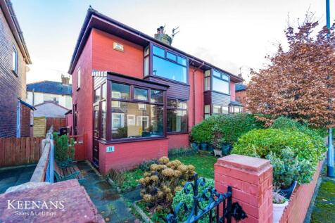 2 bedroom semi-detached house for sale
