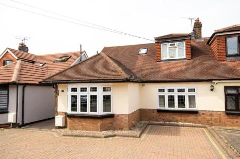 Cadogan Avenue, Brentwood CM13 4 bed property for sale