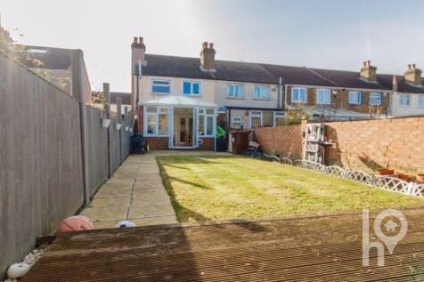 2 bedroom end of terrace house for sale