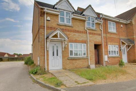 3 bedroom end of terrace house for sale