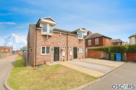 2 bedroom semi-detached house for sale