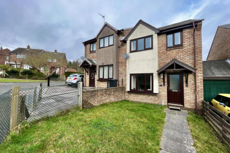 Yorkley, Gloucestershire, GL15 4SR 3 bed semi