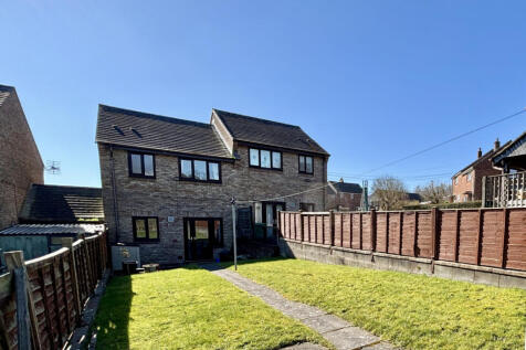 Yorkley, Gloucestershire, GL15 4SR 3 bed semi
